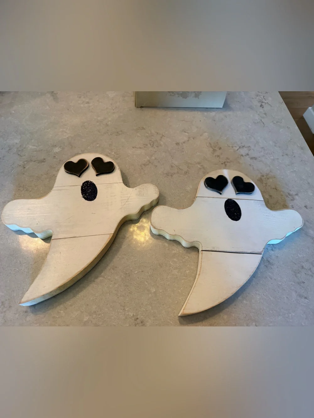 White Decorative wood Ghosts- Set of 2